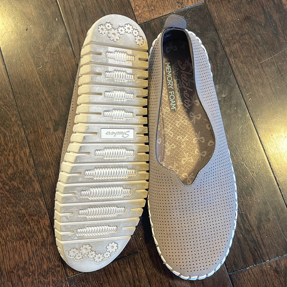 Skechers Taupe Sepulveda Blvd Slip On Comfort Sneakers Casual Walking Shoes 8 - Picture 3 of 4